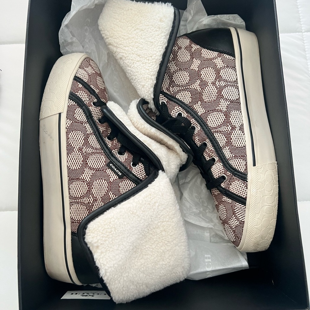 Coach Black and Cream Athletic Shoes